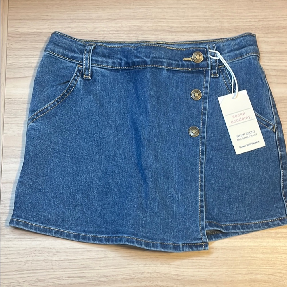 Social Academy Girls Wrap Skort Size 8 & 10 elastic adjustable waist band